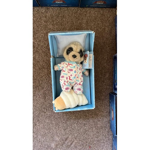 146 - 9 X BOXED MEERKAT COLLECTION