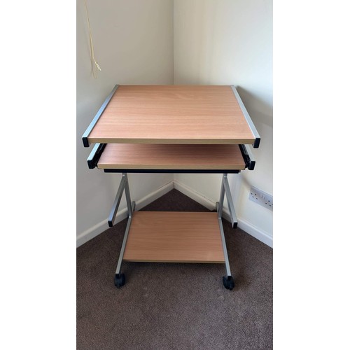 369 - SMALL PC DESK AND GREY OFFICE CHAIR