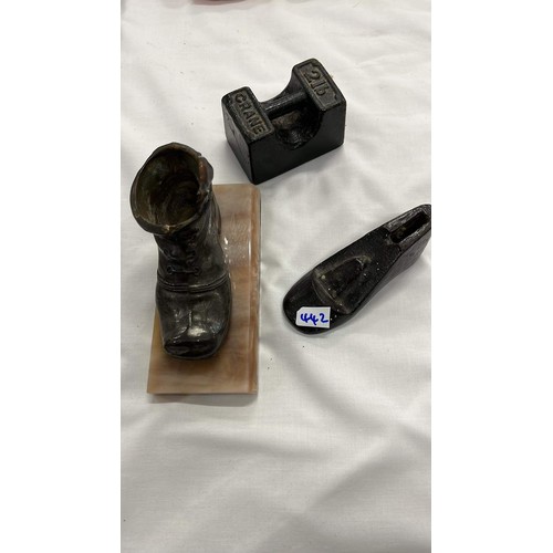 442 - METAL SHOE , WEIGHT AND BOOT