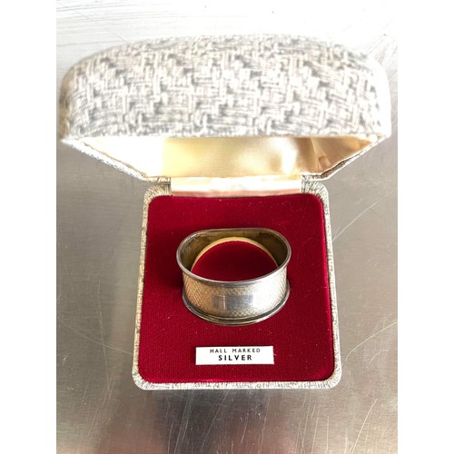 327 - SILVER HALL MARKED SERVIETTE RING