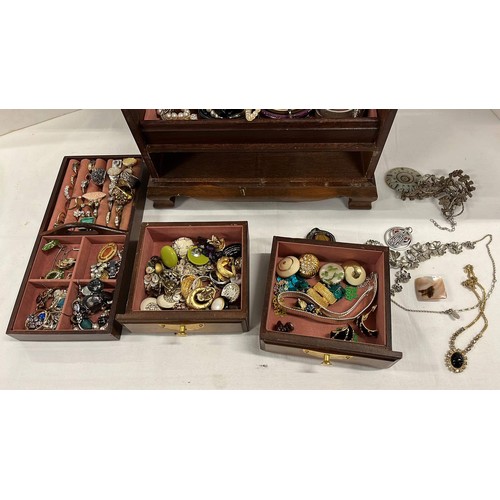 348 - WOODEN JEWEL BOX WITH COSTUME JEWELLERY