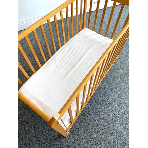 542 - WOODEN CHILDS COT