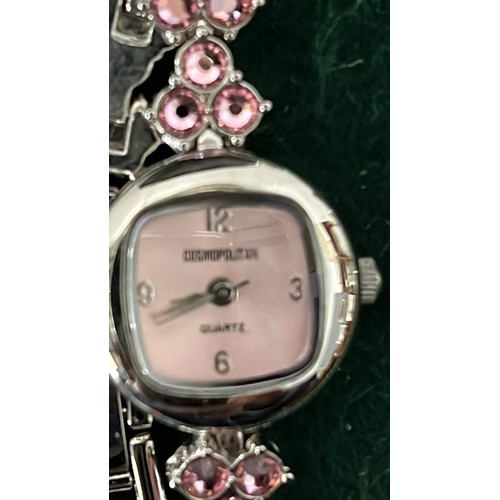 220 - WATCH SET