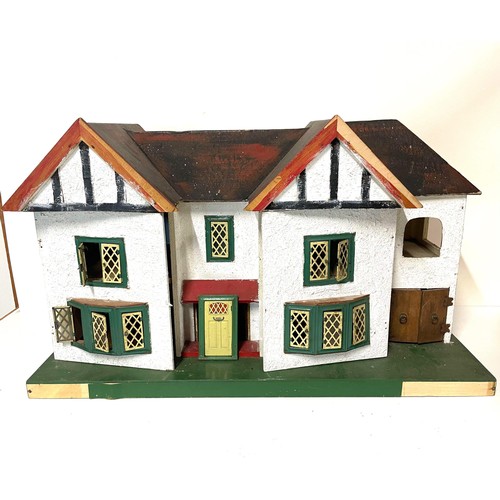 701 - ART DECO STYLE DOLLS HOUSE