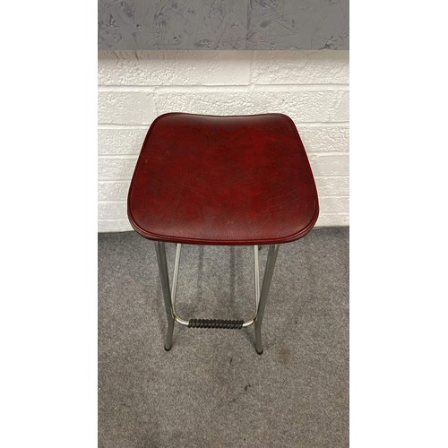 578 - RETRO HIGH STOOL