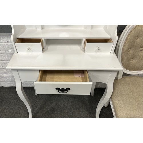 95 - WHITE DRESSING TABLE SET