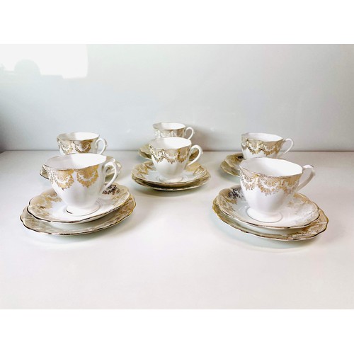 11 - 18Pc ROYAL STANDARD TEA SET