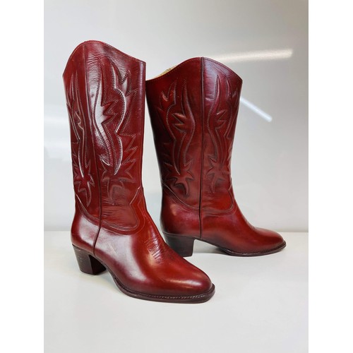 17 - CHERRY COLOURED COWBOY BOOTS SIZE 7 MADE IN ISRAEL