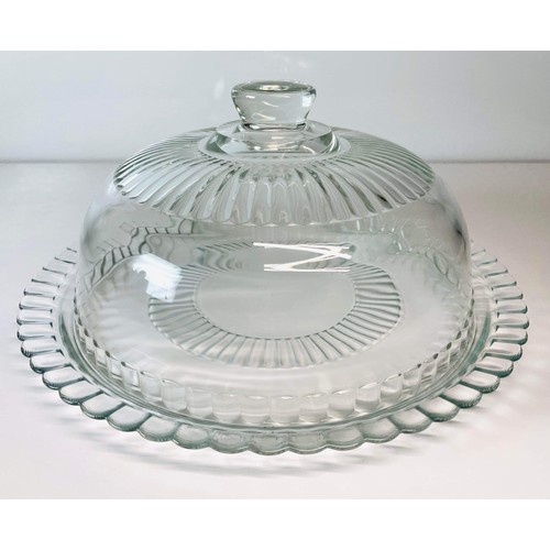 19 - CLEAR GLASS CAKE DOME