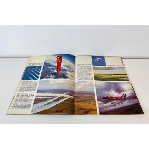 30 - RED ARROWS BOOK