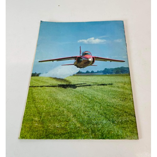 30 - RED ARROWS BOOK