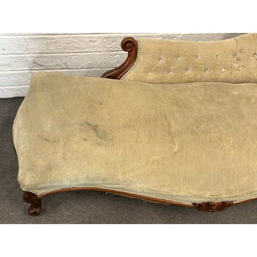 412 - VICTORIAN MAHOGANY FRAMED BALLOON BACK STYLE CHAISE LONGUE