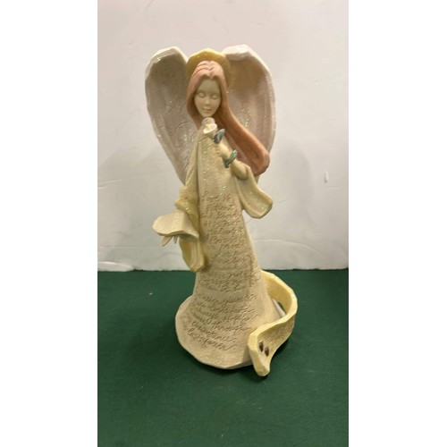 15 - RESIN 2004 ANGEL FIGURE