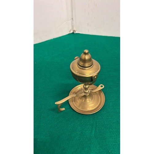 450 - BYGONE BRASS PORTABLE GIMBAL LAMP