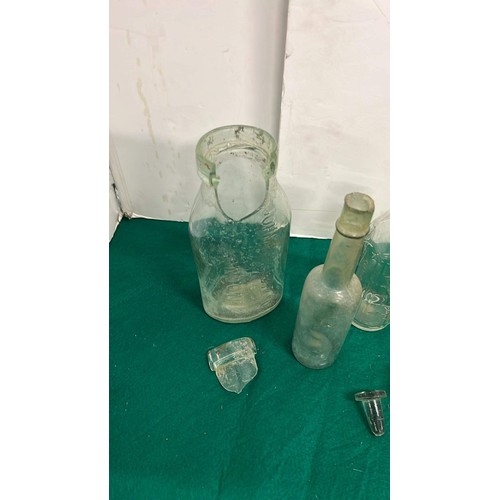 474 - COLLECTION OF DIG FIND GLASS BOTTLES