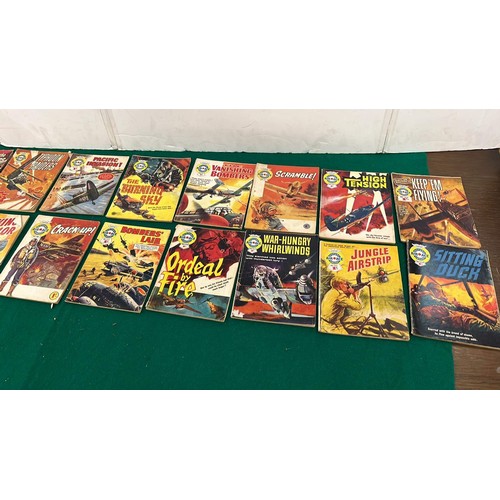 613 - 18 X VINTAGE AIR ACE COMICS