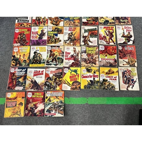 611 - 38 X VINTAGE BATTLE COMIC BOOKS