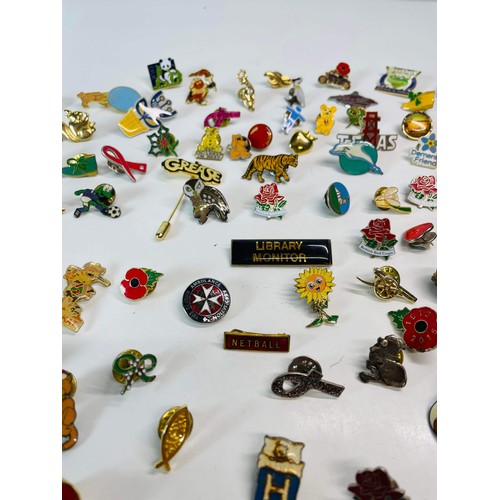 248 - LARGE QTY OF BADGES