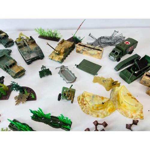 212 - AIRFIX 1/72 SCALE MILITARY TANKS AND OTHER ITEMS