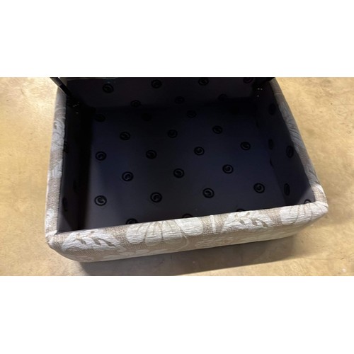 653 - G / PLAN STORAGE BOX