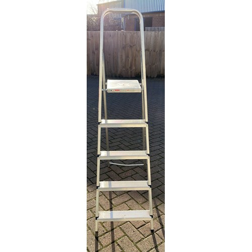 399 - DIY STEP LADDER