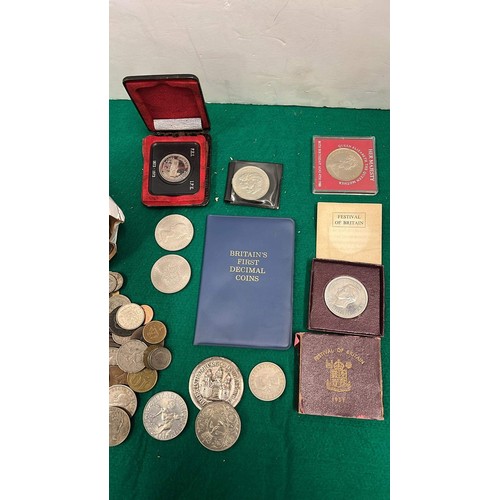 181 - QTY OF MIXED UK AND WORLD WIDE COINAGE