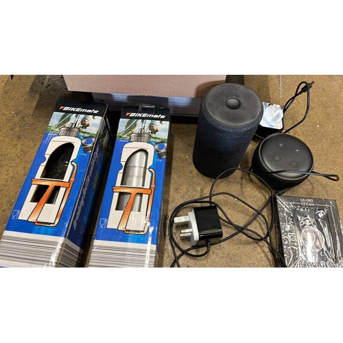 497 - PHONES , FOOT SPA , SPEAKER USED