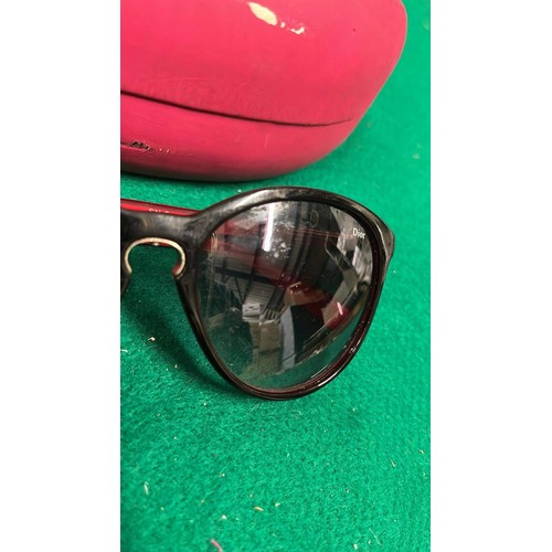 915 - DIOR SUN GLASSES USED