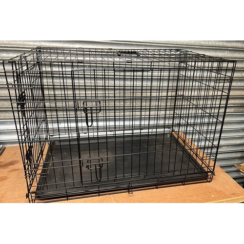 949 - Large folding pet carrier