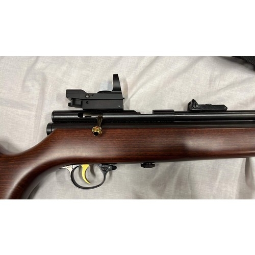 500 - BOLT ACTION .22 AIR RIFLE WITH RED LASER SIGHT ( SEE ALL PICTURES )