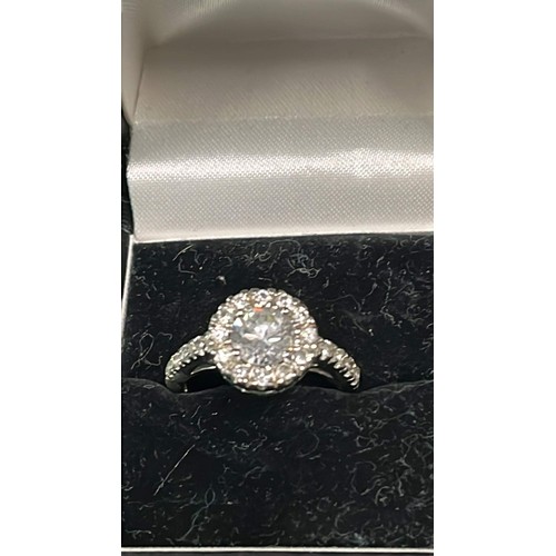 995 - 925 SILVER RING