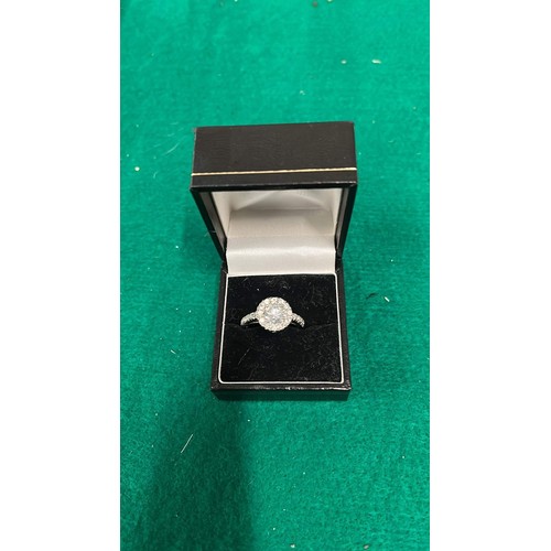 995 - 925 SILVER RING