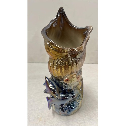 23 - KENSINGTON GIFTWARE SHELL VASE