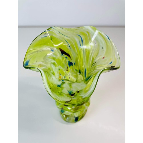 40 - MARANO GREEN GLASS VASE