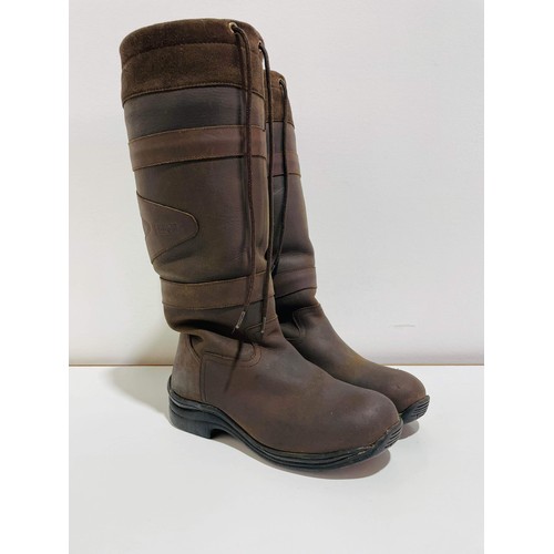 77 - PAIR OF BROWN OUT SIDE TOGGI BOOTS SIZE 36