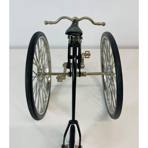 172 - SMALL WORKING MODEL OF A PENNY FARTHING