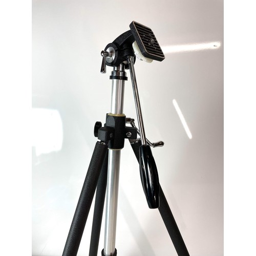 161 - CAMERA TRIPOD WITH CASE