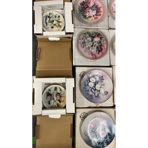 292 - 19 X MIXED COLLECTORS PLATES