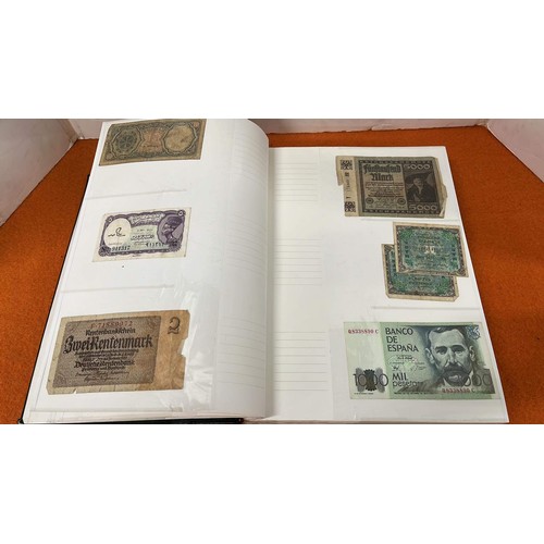 1025 - ALBUM CONTAINING 76 WORLD WIDE BANK NOTES SEE ALL PICTURES