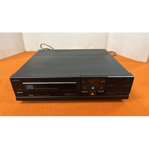 1022 - PHILLIPS DISC PLAYER CD-104