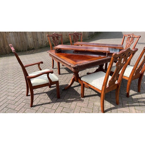 268 - LARGE DINNING TABLE SET / 4 X 2 CHAIRS TWO LEAVES / SIZE 90