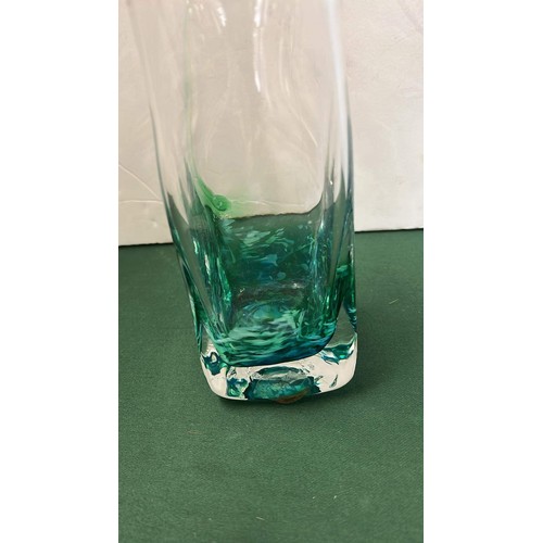 212 - JERPOINT KILKENNY GLASS VASE IN GREEN