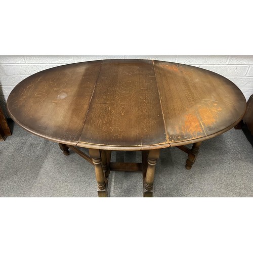 237 - LARGE DROPLEAF GATELEG TABLE