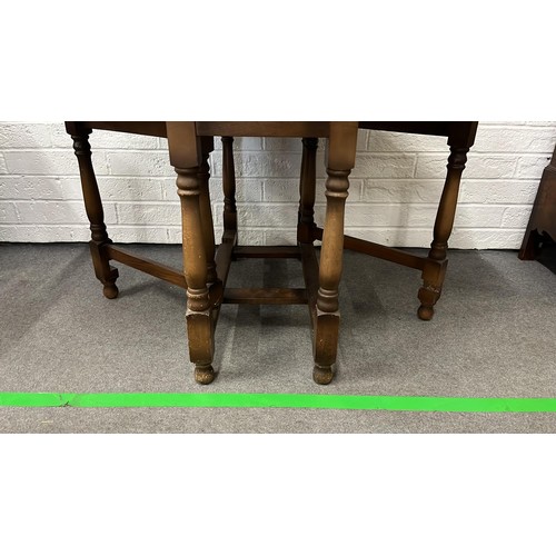 237 - LARGE DROPLEAF GATELEG TABLE