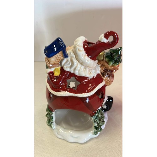 339 - ROYAL ALBERT CHRISTMAS TEA LIGHT