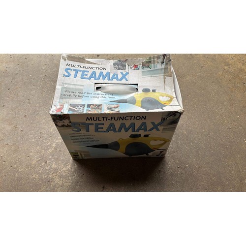 426 - MULTI-FUNCTION STEAMAX