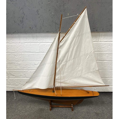 405 - LARGE MODEL OF A SAILING YACHT