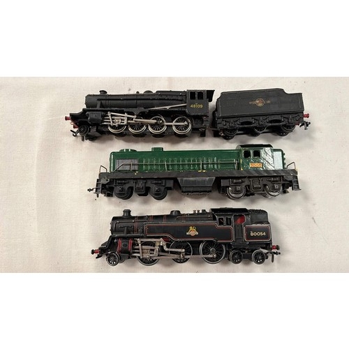 462 - 5 X PLAY WORN 00 GAUGE TRAIN MODELS