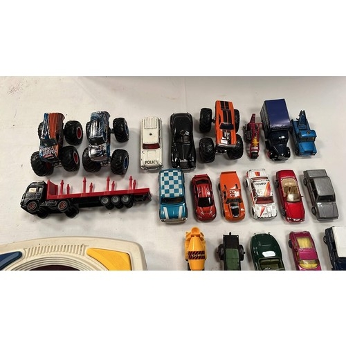 461 - PLAY WORN MODEL CARS AND RETRO GAME