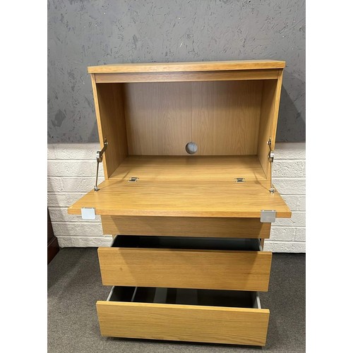 467 - LIGHT FINISH CHEST DESK